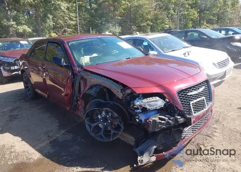 2019 Chrysler 300 Touring из США, поврежденный, VIN 2C3CCAAG6KH590729